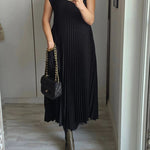 La Scintilla | Sleeveless Pleated Dress