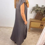 La Scintilla | Sleeveless Pleated Dress