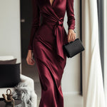 La Scintilla | Satin Dress with Elegant Closure
