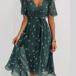 Matilda | Summer Dress with a Belly-Cutting Design