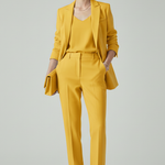 Women’s Blazer Set with Defined Shape and Straight-Leg Trousers