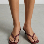 Jessica sandals with kitten heel and Zehentrenner design