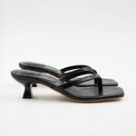 Jessica sandals with kitten heel and Zehentrenner design